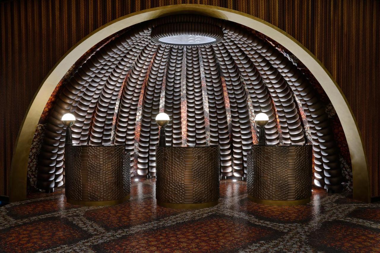 Hotel W Dubai - Mina Seyahi (Adults Only) Esterno foto The interior of the main dome